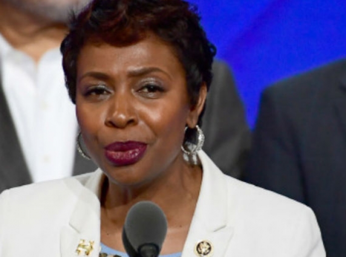 Bahamas Looks to Rebound After Hurricane, U.S. Help